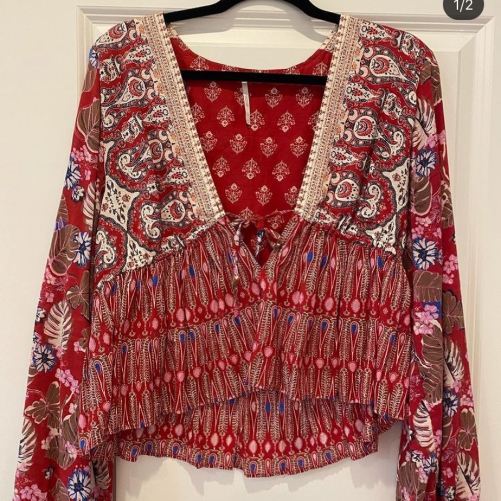 Free people blouse!!